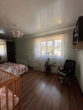 Будинок в центрі  біля Ліцею - фото 1