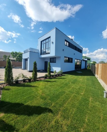 Новий будинок з ремонтом та меблями в Гатному Ціна знижена! - фото 1