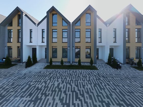 Розтемінування до Року на Готовий Таунхаус біля Києва. Метро Теремки. Крюківщина