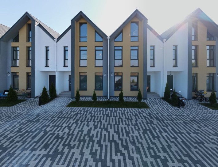 Розтемінування до Року на Готовий Таунхаус біля Києва. Метро Теремки. - фото 1