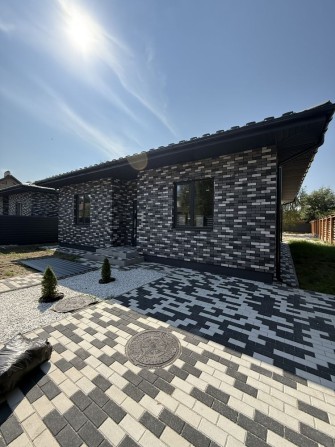 Продаж Готового будинку 115 м2 ділянка 7 соток всі комунікації газ - фото 1