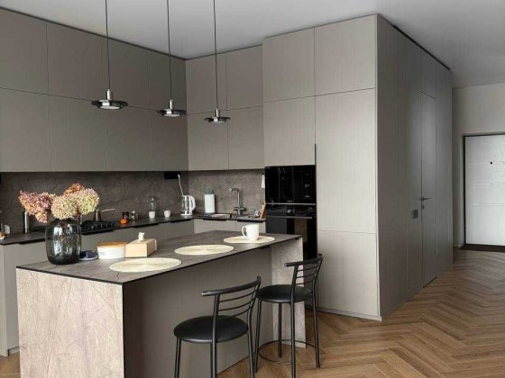 Гатне. Дом 180 кв.м с новым ремонтом и убежищем. Парковка. 212.000 дол Гатное