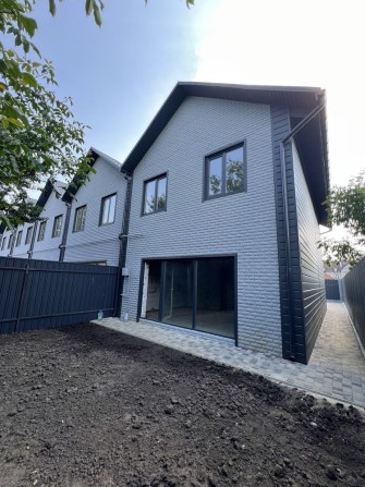 Таунхаус 110 м2 | 2 сотик | Газ | Святопетрівське - фото 1