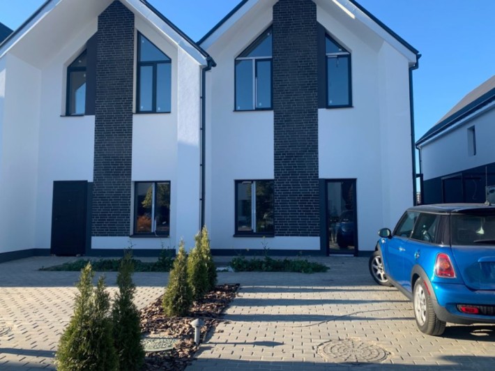 Таунхаус з автономним опаленням / камін / 5 км від Києва - фото 1