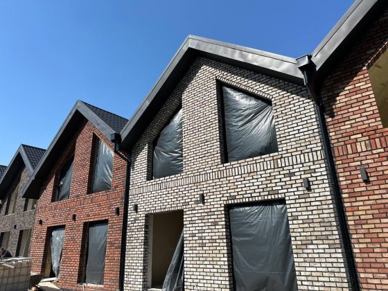 Таунхаус 100м2 1.5 сотки у КМ "Бельгійське Містечко" відділ продажу Святопетровское