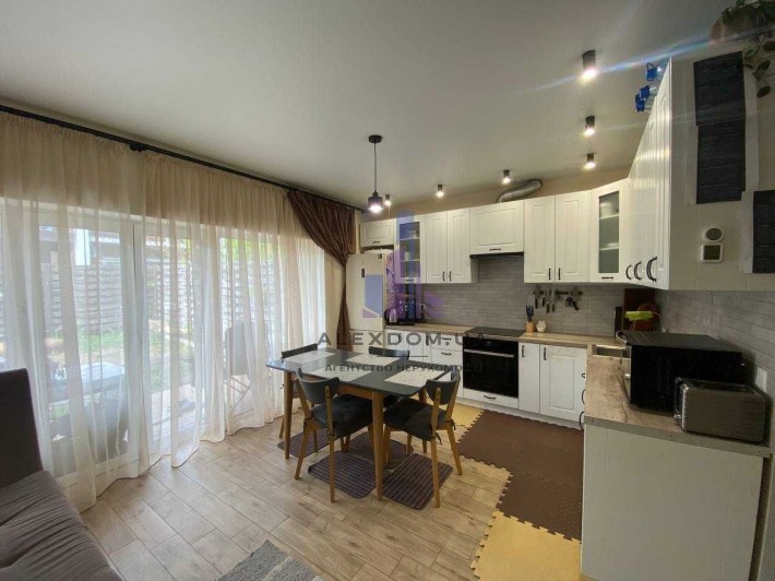 Продаж 3к Таунхаус 98м2,с. Білогородка вул. Ярова 15В  ЖК Whitehall - фото 1