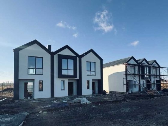 ГАЗИФІКОВАНИЙ таунхаус у с.Святопетрівське від ЗАБУДОВНИКА Святопетровское