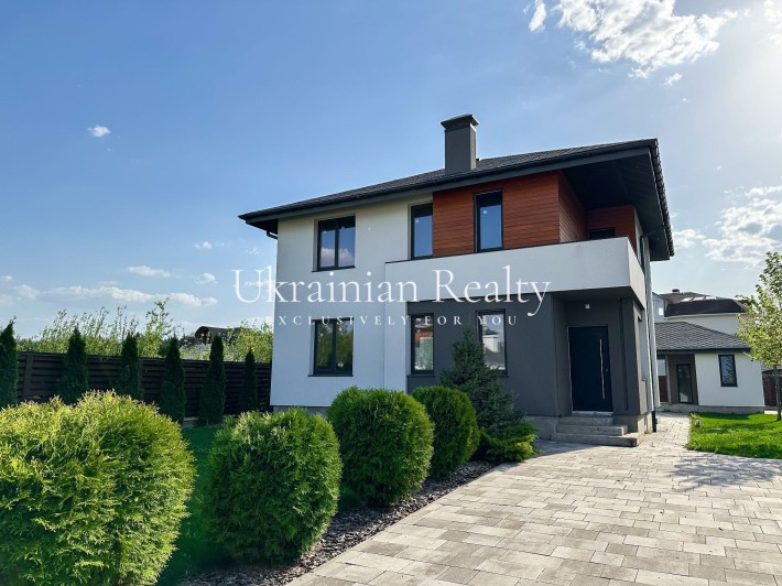 Продаж будинку з ландшафтним дизайном у Козині - фото 1