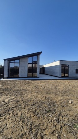 Будинок 210 м² у Ворзелі, 10 соток, 5 хв до ТЦ — готовий до заселення - фото 1