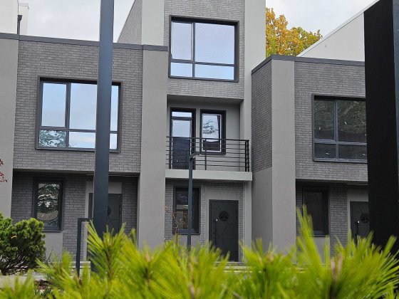 єОселя! 2-поверховий таунхаус в Крюківщині. Смарт Девелопмент Крюківщина