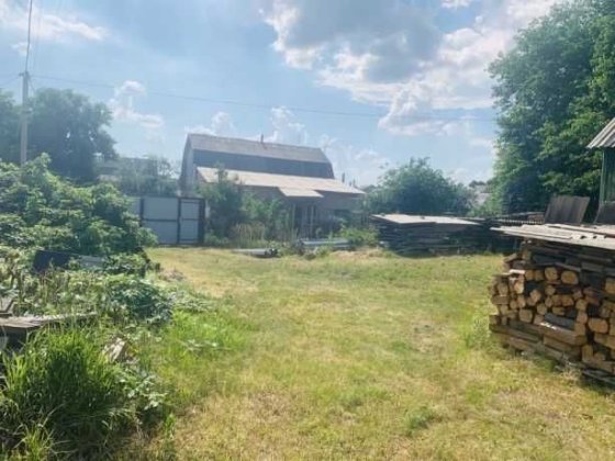 Центр Козина, 100м до води, з будматеріалами Козин