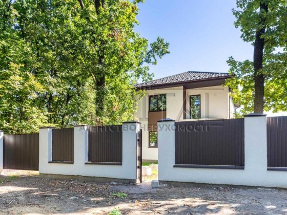 Продаж будинку без ремонту село Крюківщина Дубовий гай Крюківщина