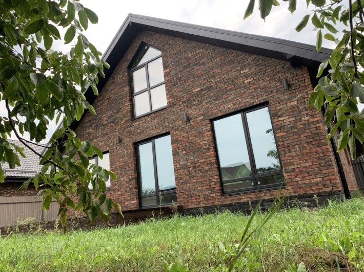 Будинок дуплекс 100 кв з ділянкою 3 сот заведено світло, вода, септик - фото 1