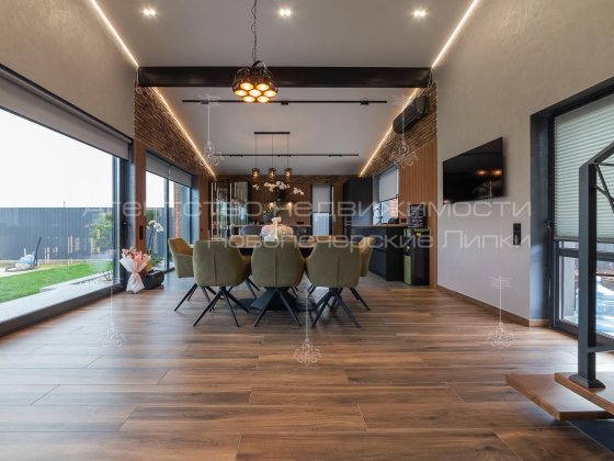 Продам дім з новим ремонтом 300 м2 Козин Конча Заспа Козин