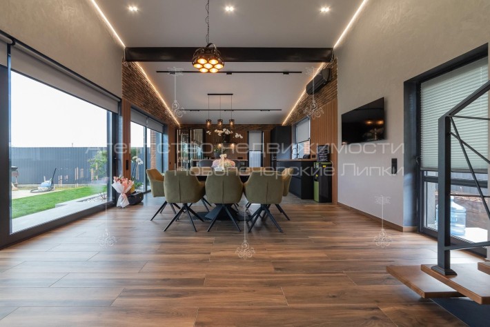 Продам дім з новим ремонтом 300 м2 Козин Конча Заспа - фото 1