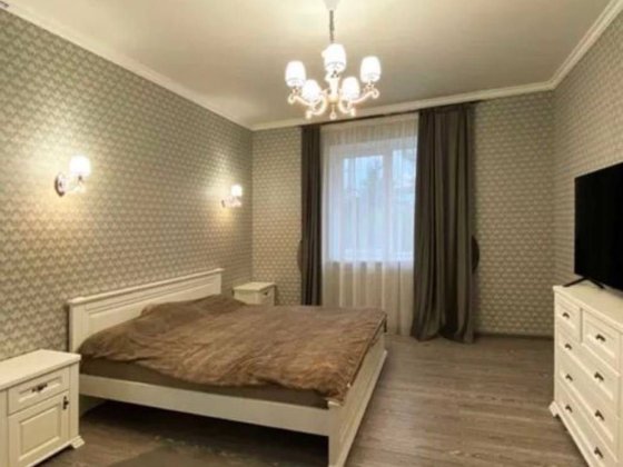 Продаж будинку з ремонтом на 7 сотках у Крюківщині, 190 м2 Крюковщина