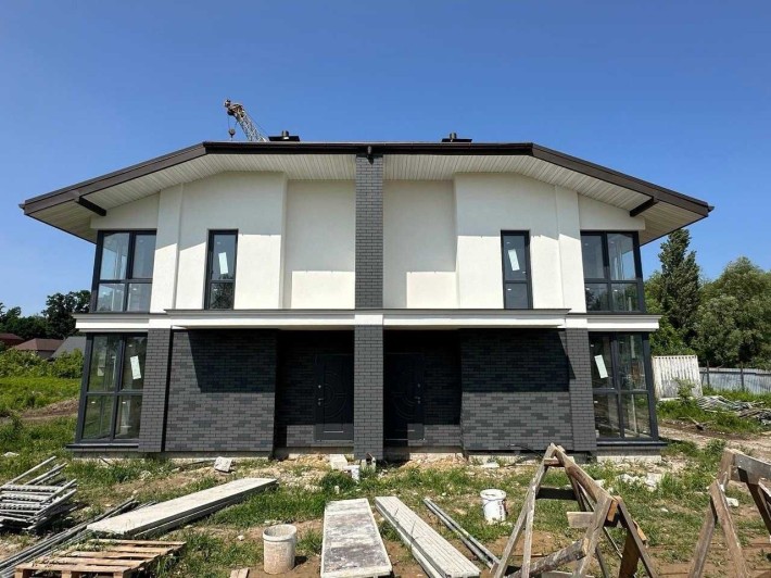 Без комісії, 78 м², ділянка 1.3 сотки, газ, паркомісце - фото 1