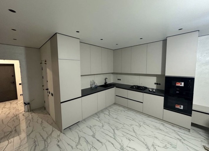 Таунхаус з ремонтом Меблями Технікою Газ Розтермінування - фото 1