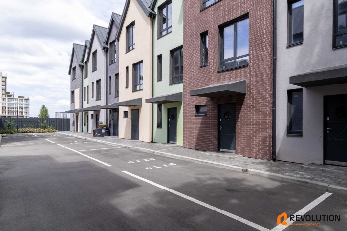 БЕЗ %. Крюківщина. Таунхаус. - фото 1