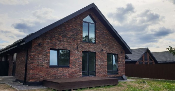 Будинок в баварському стилі в передмісті (дуплекс, котедж містечко) - фото 1