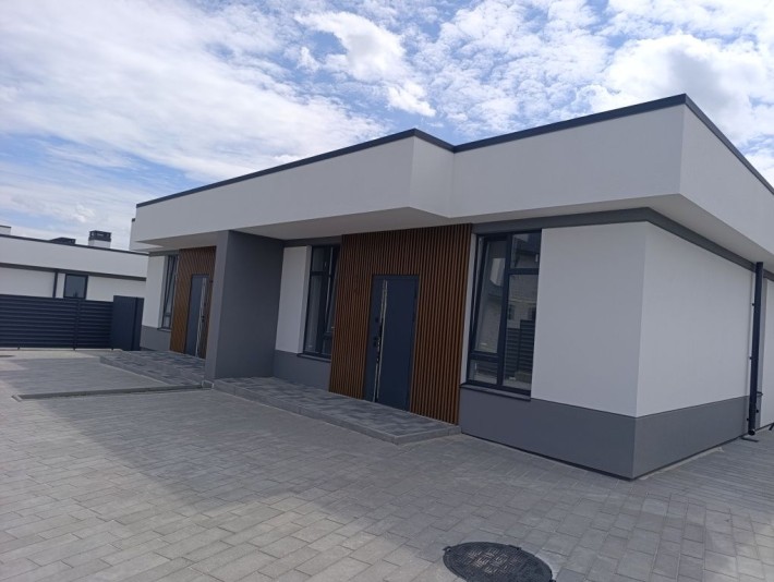 Продаж дуплексу  74м2 ./2.5 сотки.  Розтермінування. Єоселя - фото 1