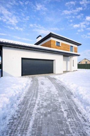 Преміальний будинок з гаражем 216м2/7 соток - фото 1