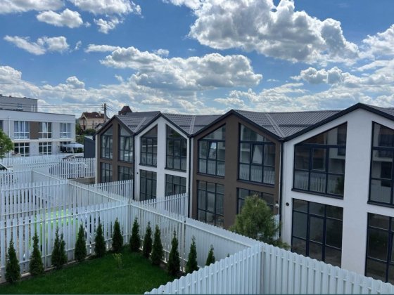 Продаж Таунхауса 126м2 + два парко місця Є Газ Святопетровское