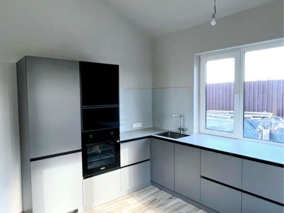 Продаж будинку з новим ремонтом  в Мальовничому Ворзелі Ворзель