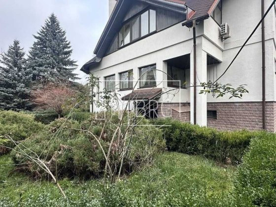 Продажа дома КГ Мистецтво с выходом к озеру рядом Золотые ворота без% Козин