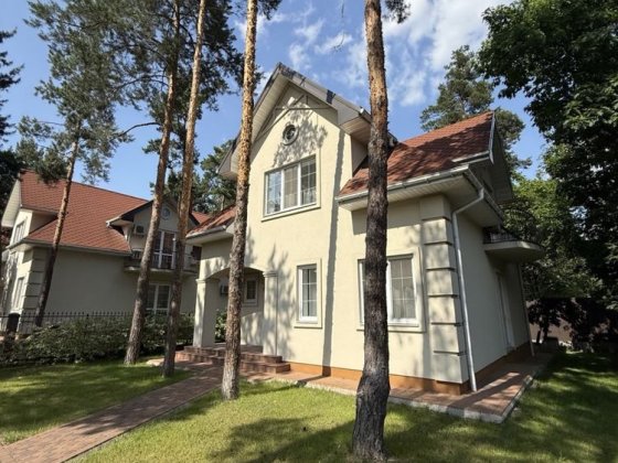 Будинки в Козині Козин