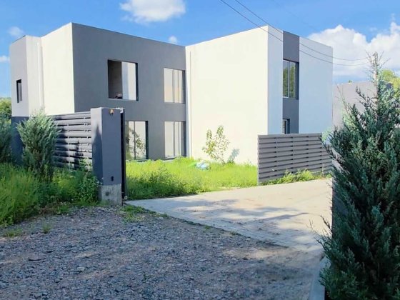 Продаж дуплексу Білогородка,Святопетрівське Білогородка