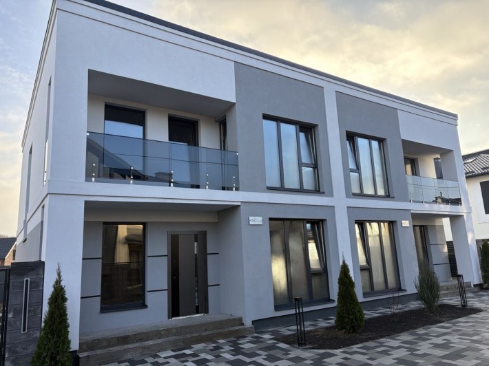 Дом, Дуплекс, Таунхаус, Квартира продам. Теремки - фото 1