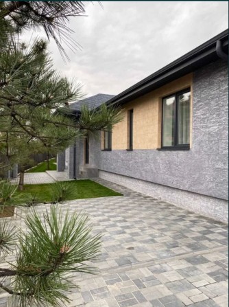 Дом с ремонтом!ГАЗ!Камин!Инвертор+ аккамуляторы!Генератор - фото 1