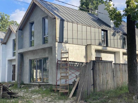 Крайній таунхаус 85 м2 біля озера у Ворзелі Ворзель