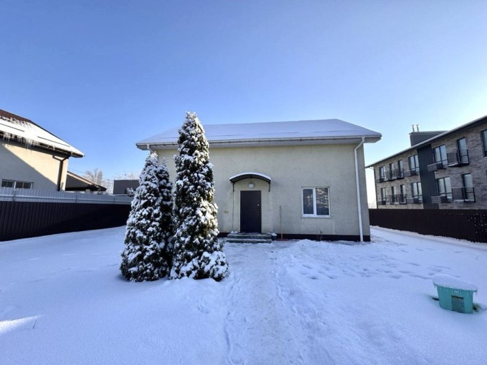 На продаж будинок на 4 окремі квартири / готовий бізнес - фото 1