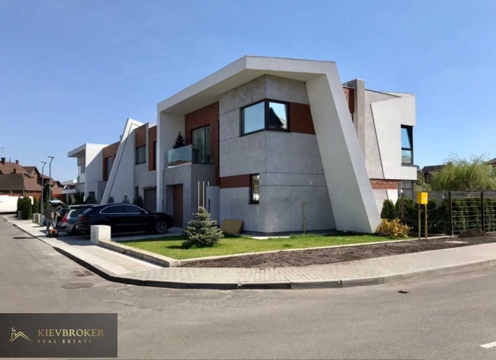 Продам авторським ремонтом Конча Заспа Козин преміальне місце Montana - фото 1