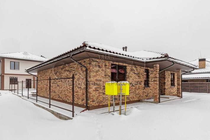 Продаж будинку в Гатному, Фастівський р-н - фото 1