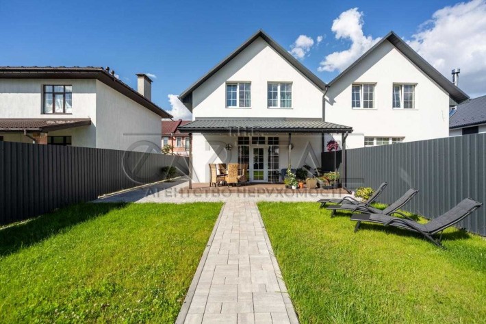 Продаж дуплексу з ремонтом в селі Крюківщина - фото 1