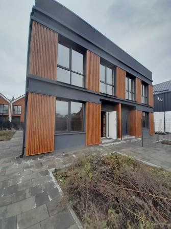 Без комісії, дуплекс, 118м², чотири кімнати, тераса, парковка, газ - фото 1