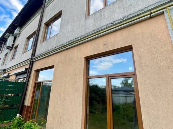 Продам таунхаус з гаражем! Ворзель