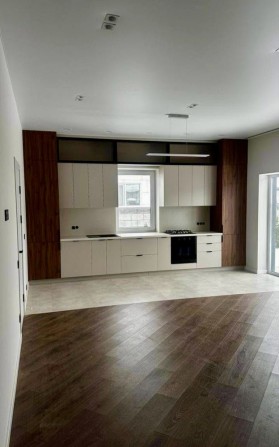 Продаж! Будинок з НОВИМ ремонтом біля Києва - фото 1