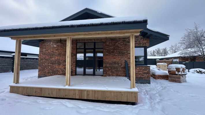 Будинок з частковим ремонтом. - фото 1