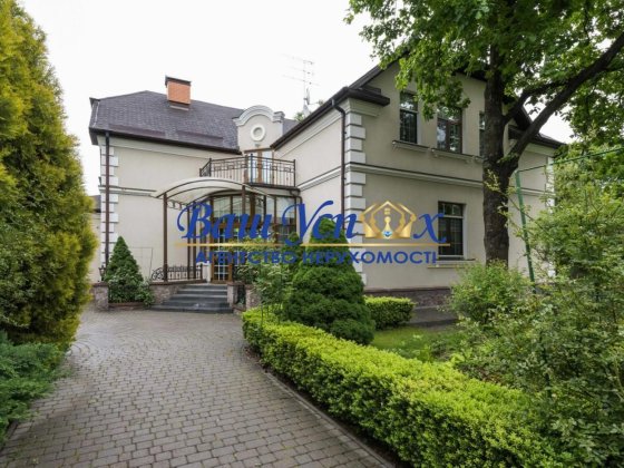 Продаж будинку з ремонтом село Козин  в містечку Обрій К. Козин