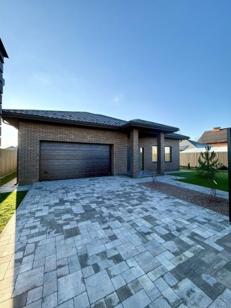 Будинок 200 кв.м. 6,5 соток. Газ, чистове оздоблення - фото 1