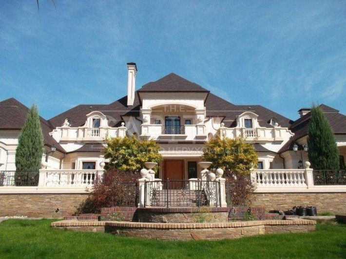 Продаж Ексклюзивної вілли De Luxe на березі Дніпра в англійскому стилі - фото 1