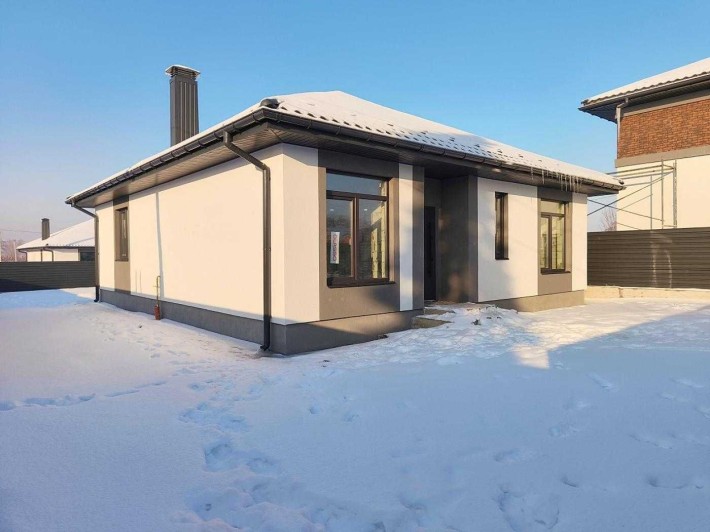 Готовий одноповерховий будинок з газом в Білогородці! 100 м2 5 соток - фото 1