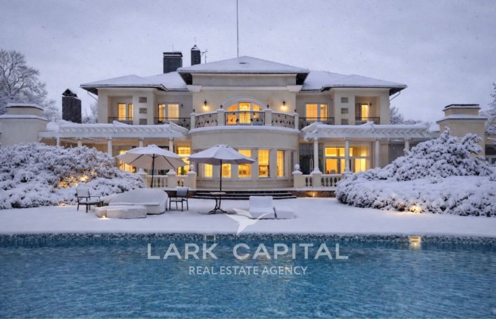 Продаж резиденції в Козині, Дамба.Дніпрова Хвиля. Перша лінія Дніпра - фото 1