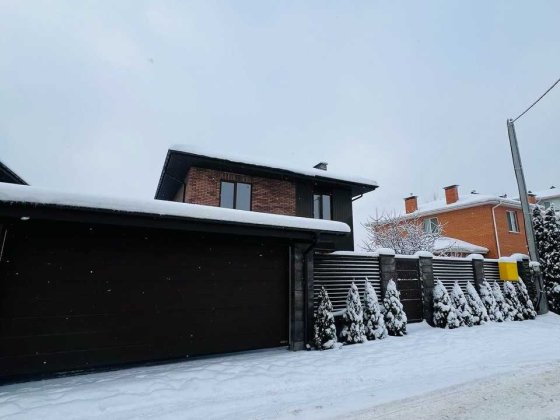 Будинок з цегли у с. Гатне_ГАЗ Гатне