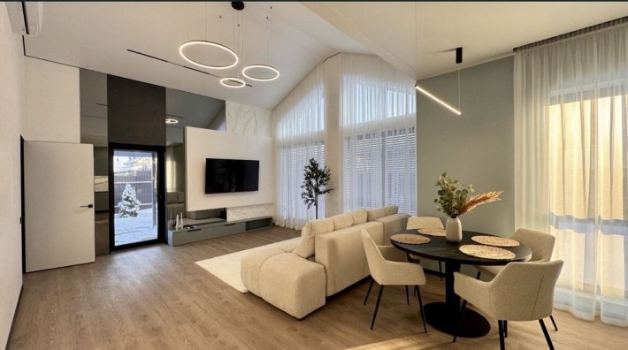 Продаж Будинку з ремонтом! Село Гатне ! БЕЗ КОМІСІЇ - фото 1