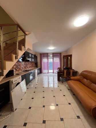 Таунхаус 120м2 з ремонтом та меблями| Гатне| БЕЗ КОМІСІЇ! - фото 1